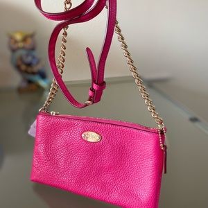 Coach Quinn Crossbody in pebble Leather  F52709